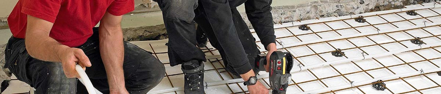 Gjuta in golvvärme i betong Golvvärme på betongplatta